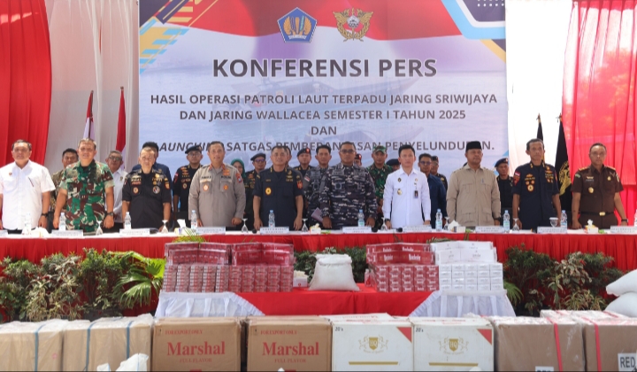 Kapolda Kepri, Hadiri Penutupan Operasi Laut Terpadu Dan Launching Satgas Pemberantasan Penyeludupan Barang Ilegal