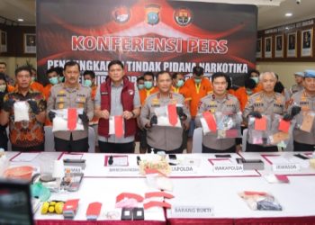 Pimpin Konferensi Pers, Kapolda Kepri: Ungkap Kasus Narkotika  Periode Agustus-September 2025