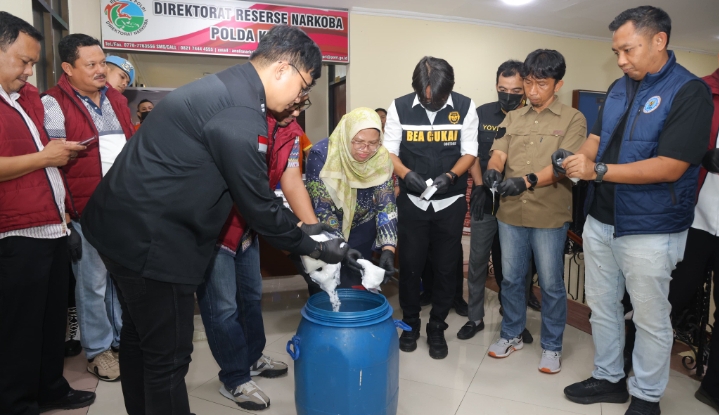 Polda Kepri: Musnahkan Barang Bukti Narkotika Hasil Pengungkapan Kasus Selama Oktober 2025