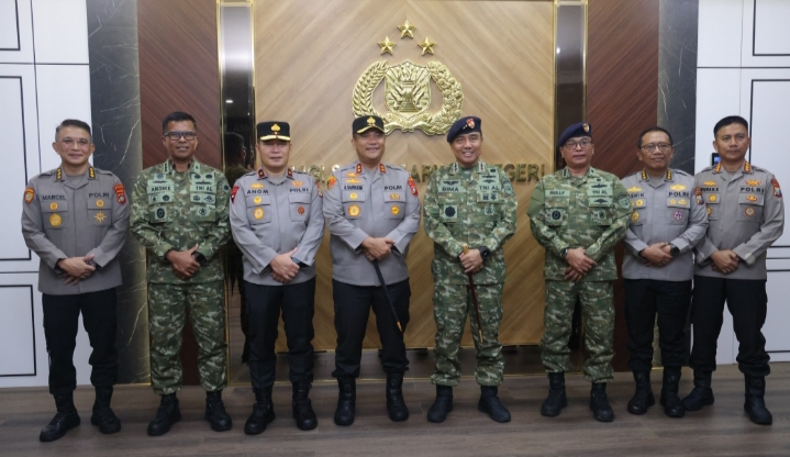 Kapolda Kepri: Irjen Pol Asep Safrudin, Terima Kunjungan Silaturahmi Pangkoarmada I