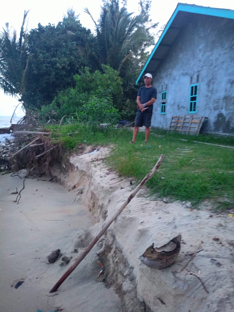 Butuh Perhatian Serius Dari Pemerintahan Kabupaten Lingga, Atas Rumah Warga Yang Terancam Ambruk