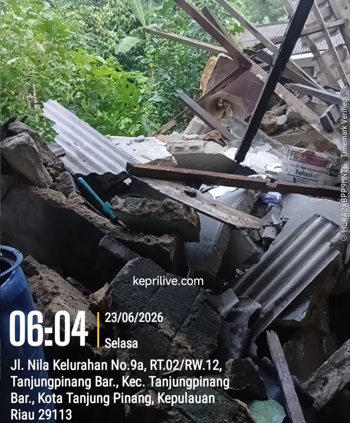 Rumah Permanen Ambruk, Butuh Bantuan Serius Dari Pemerintah Kota Tanjungpinang